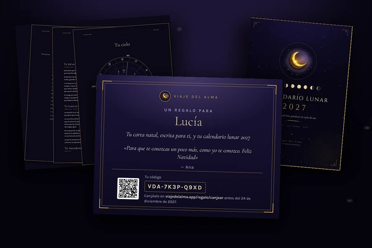 La tarjeta regalo con su código, junto a tres páginas de la carta natal y la portada del calendario lunar 2027